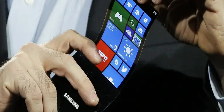 Samsung sempre più vicina a schermi con tecnologia curve