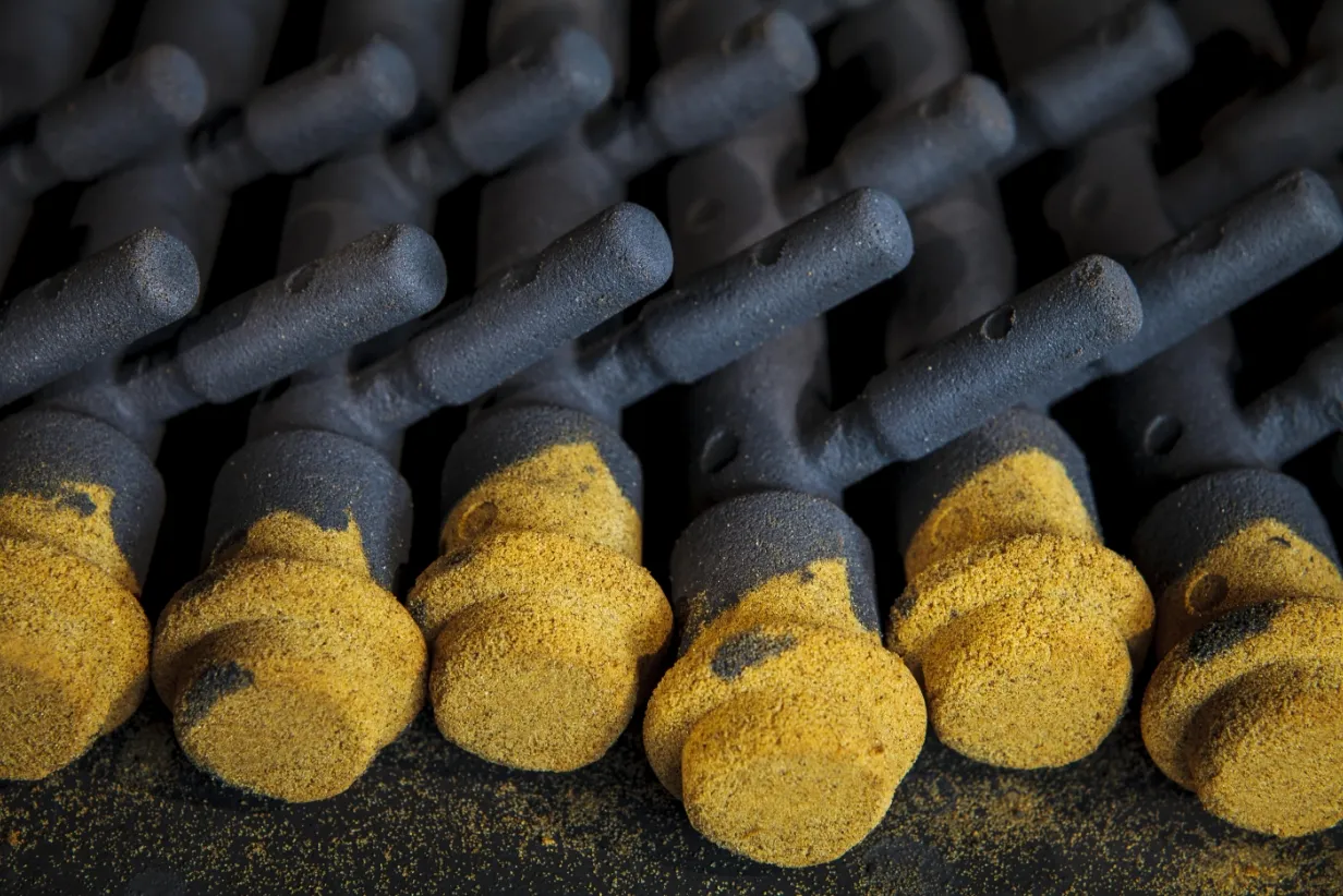 servizio fotografico prodotti stampati in ottone